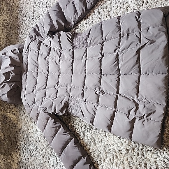 Cole Haan Women's Taffeta Down Coat with Bib Front and Dramatic Hood Size XS - Picture 12 of 16